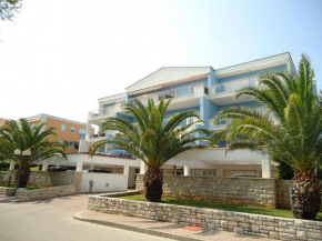 Luxury apartment Pelargonija in Monterosso Resort